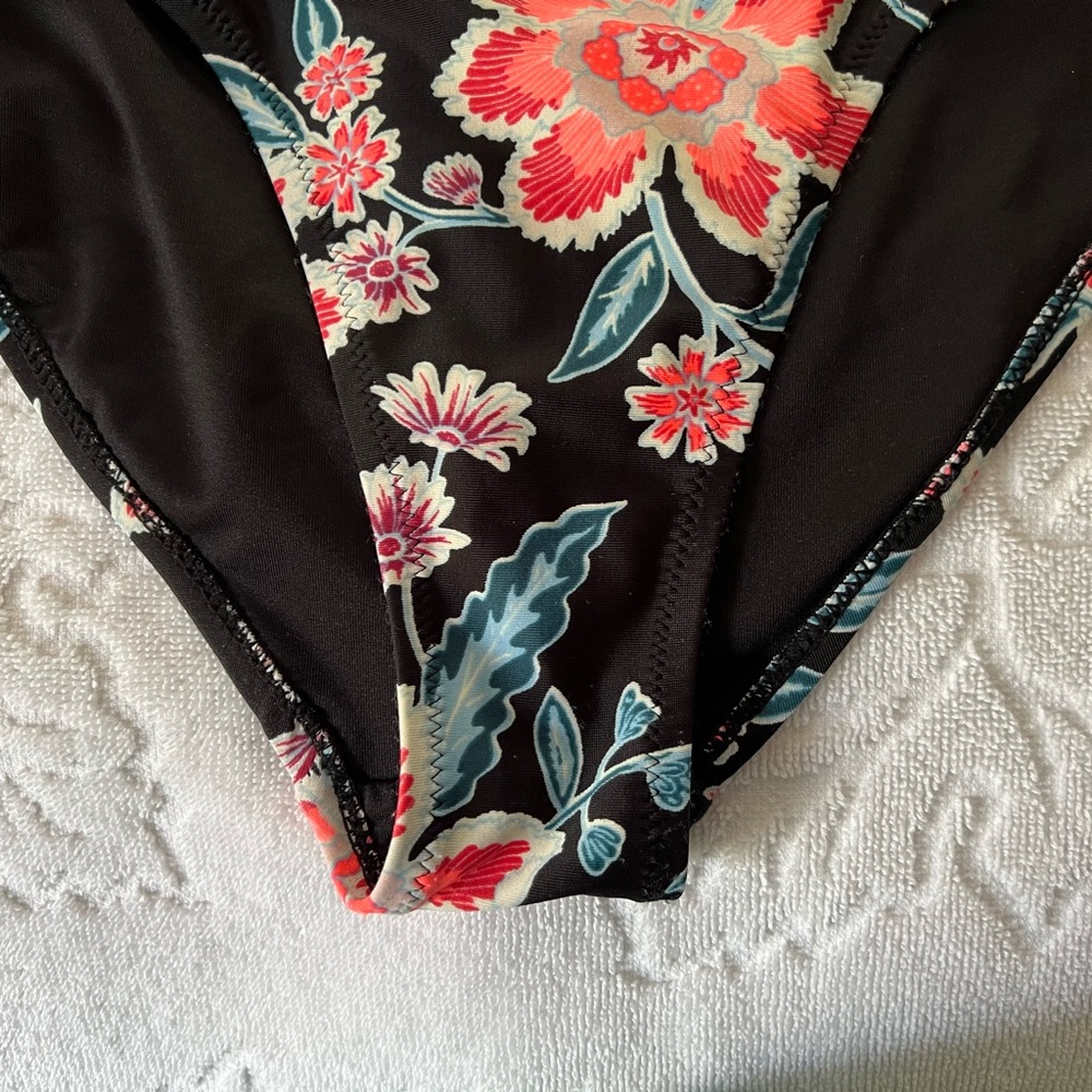 🌟3 for $25🌟 Old Navy Floral Hipster High Cut Swim Bottoms- Black/Pink/Coral/Blu - Picture 3 of 13